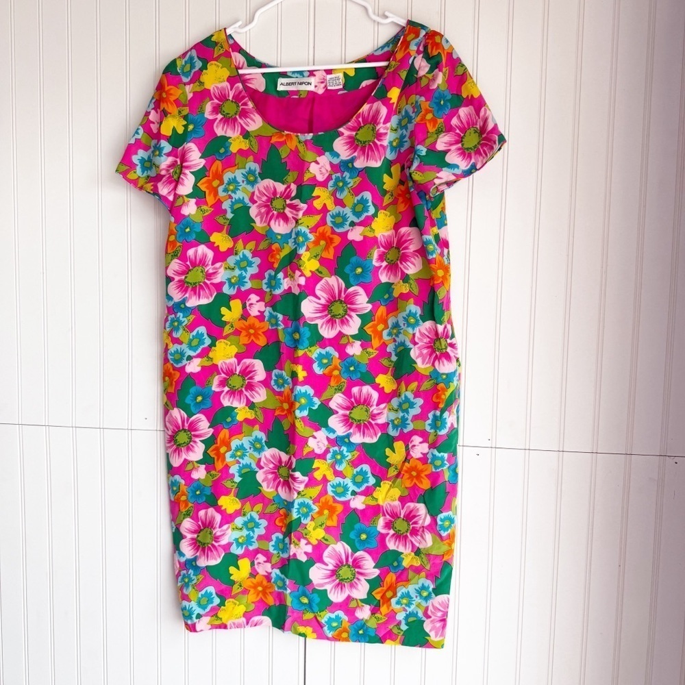 Albert Nipon Size 12 100% Silk Vibrant Floral Shift Dress Vintage